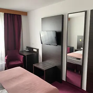 Montree 3*, München Deutschland