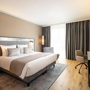 Leonardo Royal Bonn Airport 4* Keulen